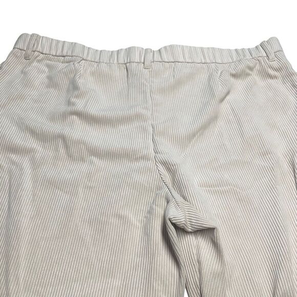 H&M Divided Light Beige Wide-Leg Corduroy Pants - Picture 3 of 9